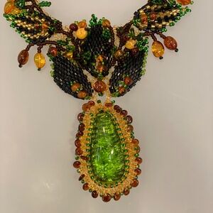 VINTAGE HANDCRAFTED AMBER NECKLACE, NWT